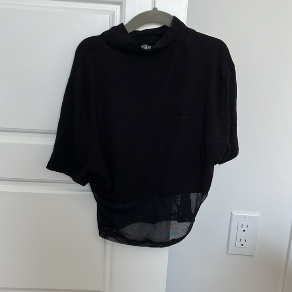 Shein Crop Top - Picture 2 of 3